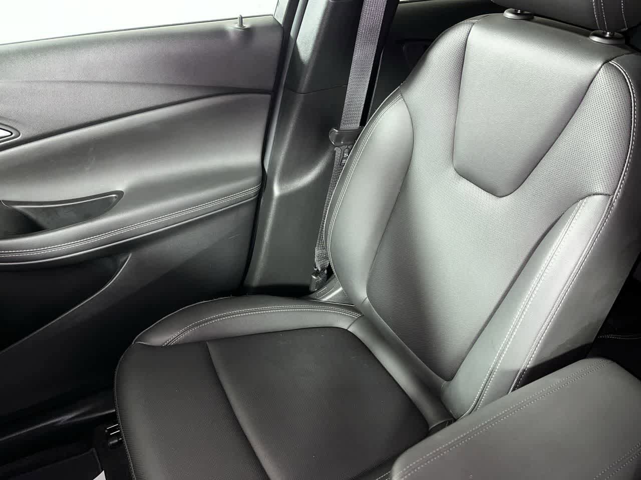 Used 2024 Buick Encore GX Sport Touring AWD/4WD image 25