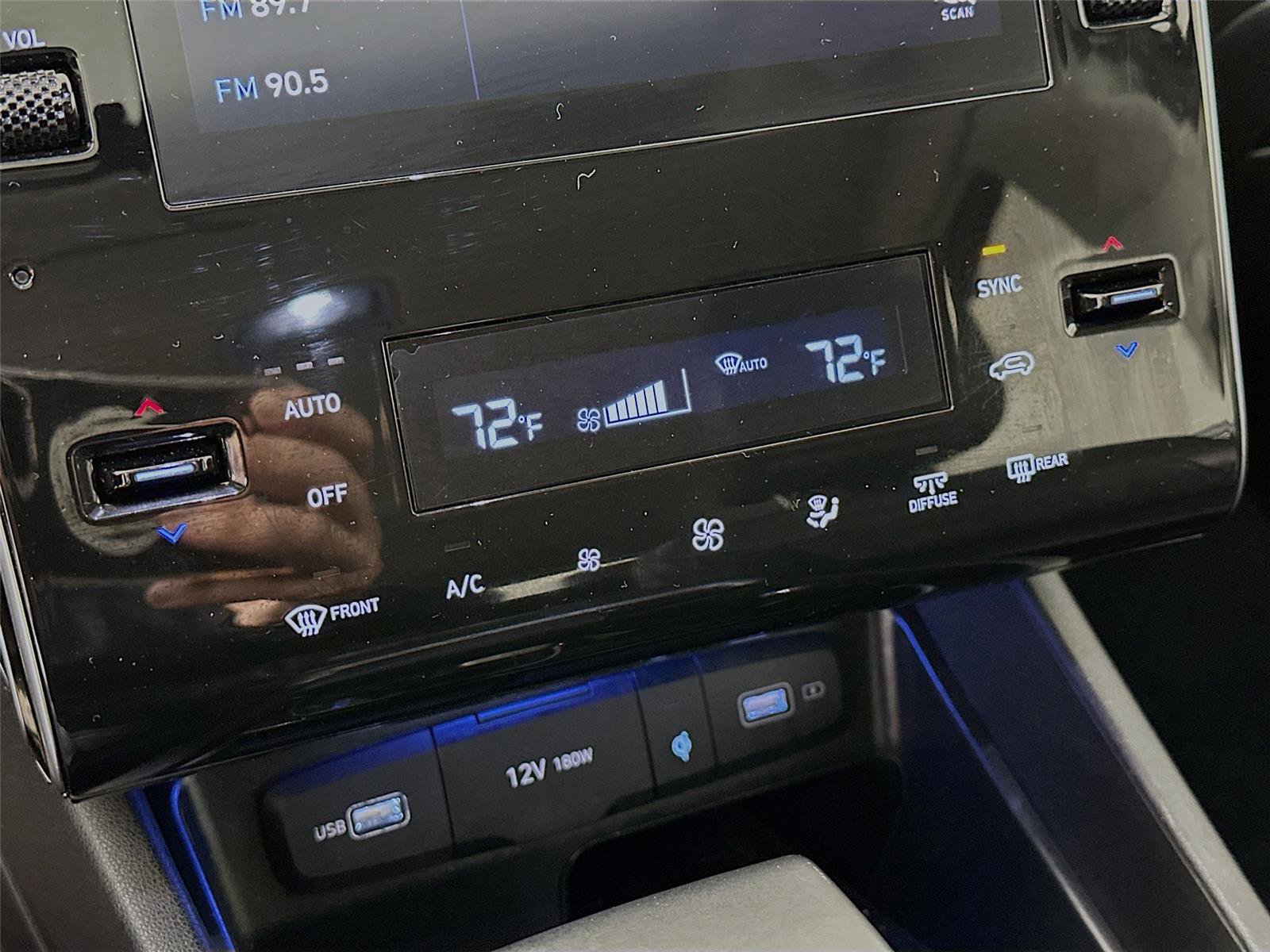 Used 2023 Hyundai Tucson SEL w/ Convenience Package image 17