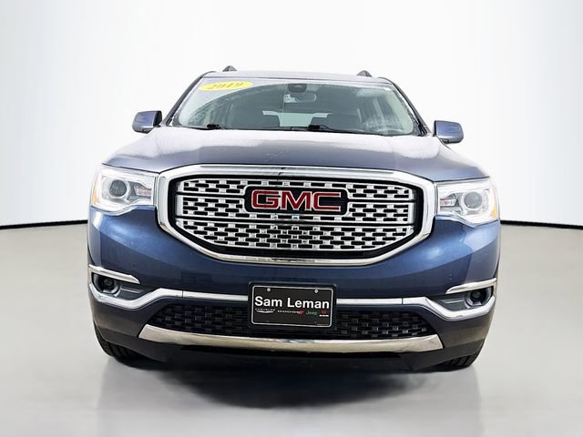 Used 2019 GMC Acadia Denali image 2