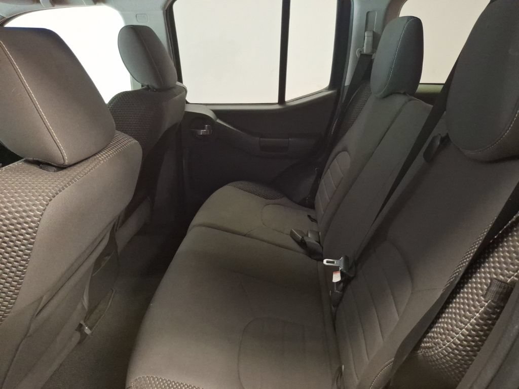 Used 2014 Nissan Xterra PRO-4X AWD/4WD image 13
