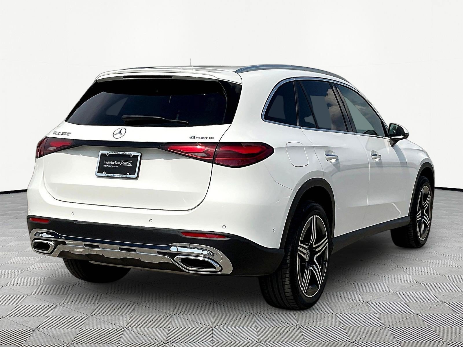 Certified 2026 Mercedes-Benz GLC 300 4MATIC image 6
