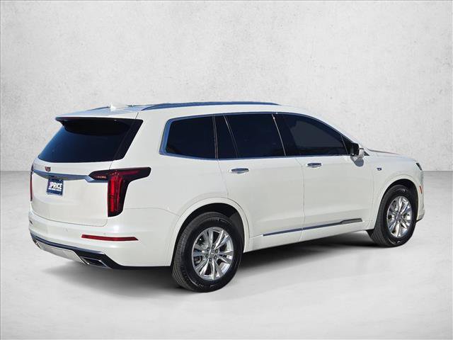 Used 2025 Cadillac XT6 Luxury FWD image 5