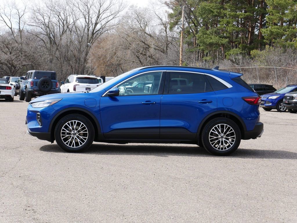 Certified 2023 Ford Escape SE image 5