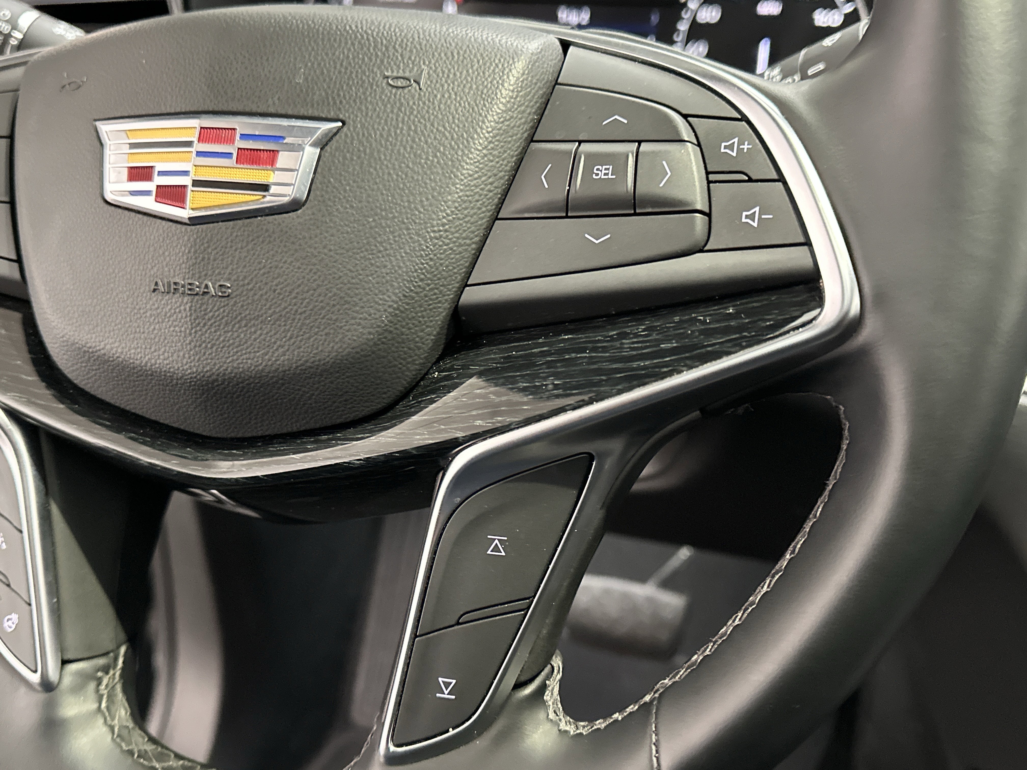 Used 2025 Cadillac XT5 Premium Luxury image 31