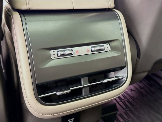 Used 2024 Lincoln Nautilus Premier w/ Equipment Group 102A image 27