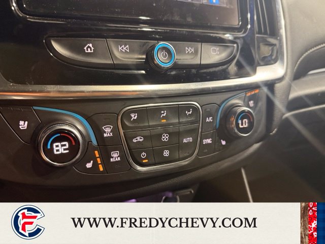 Used 2023 Chevrolet Traverse Premier w/ Redline Edition AWD/4WD image 17