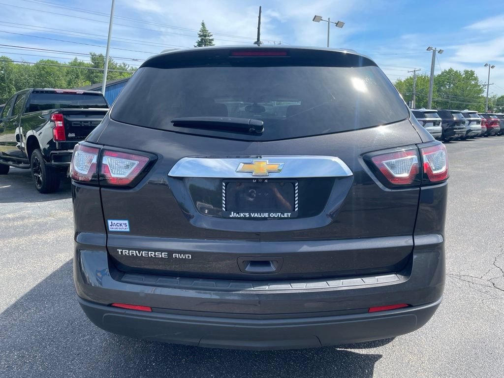 Used 2017 Chevrolet Traverse LS AWD/4WD image 5
