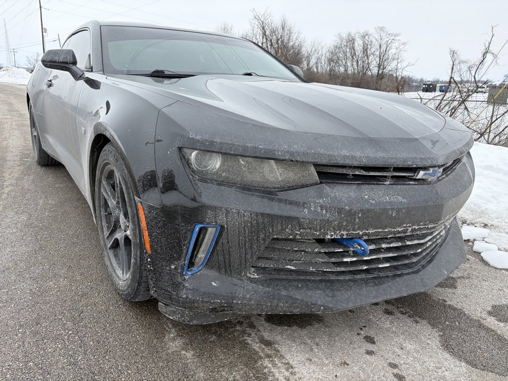 Used 2018 Chevrolet Camaro LT image 2