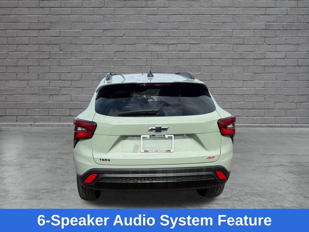 Used 2024 Chevrolet Trax RS FWD image 8