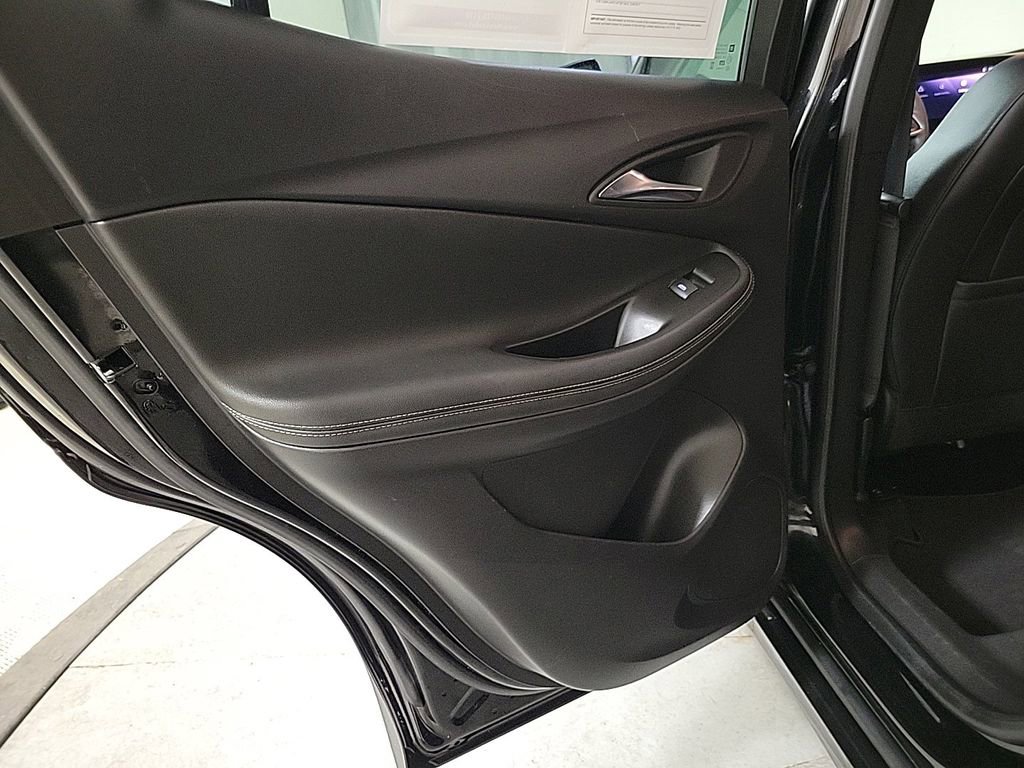 Used 2024 Buick Encore GX Sport Touring w/ Comfort Package image 21