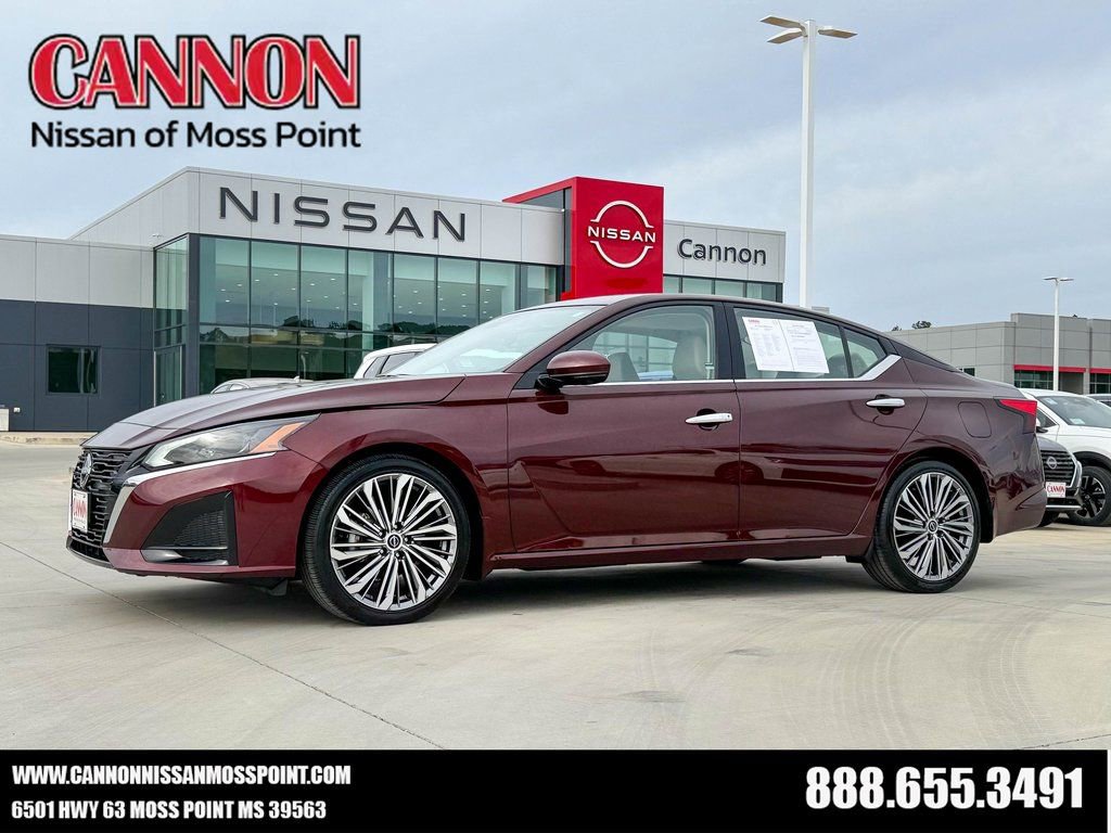 Used 2024 Nissan Altima 2.5 SL FWD image 1