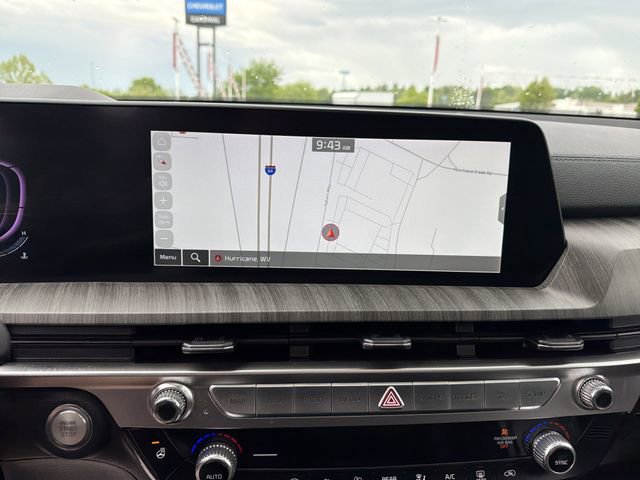 Used 2024 Kia Telluride EX w/ EX Captain's Chair Package image 22