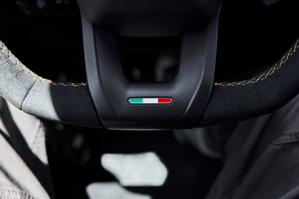 Used 2024 Lamborghini Urus Performante AWD/4WD image 75