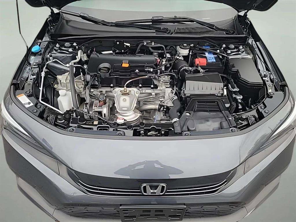 Used 2024 Honda Civic Sport image 9