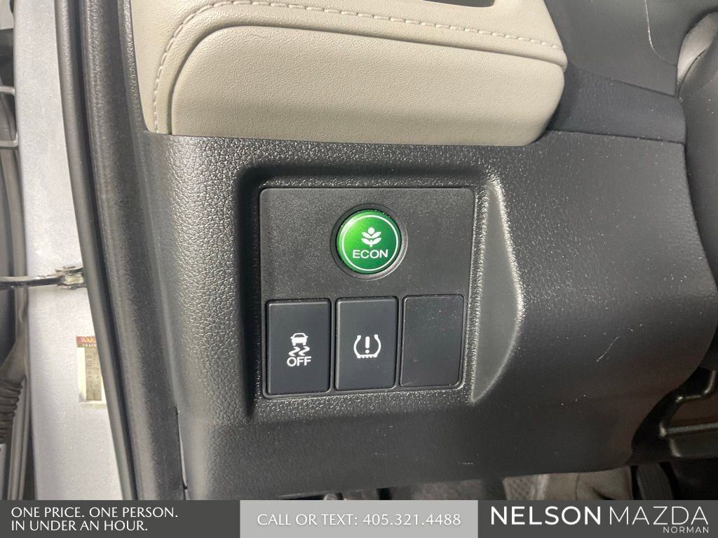 Used 2017 Honda HR-V EX image 42