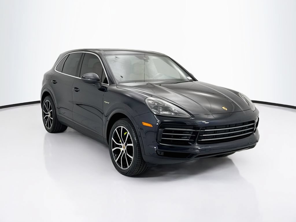 Used 2019 Porsche Cayenne E-Hybrid AWD/4WD image 3