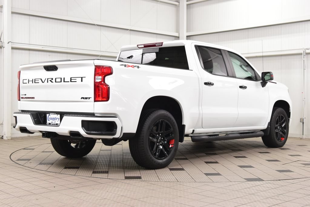 Used 2024 Chevrolet Silverado 1500 RST w/ Redline Edition AWD/4WD image 8