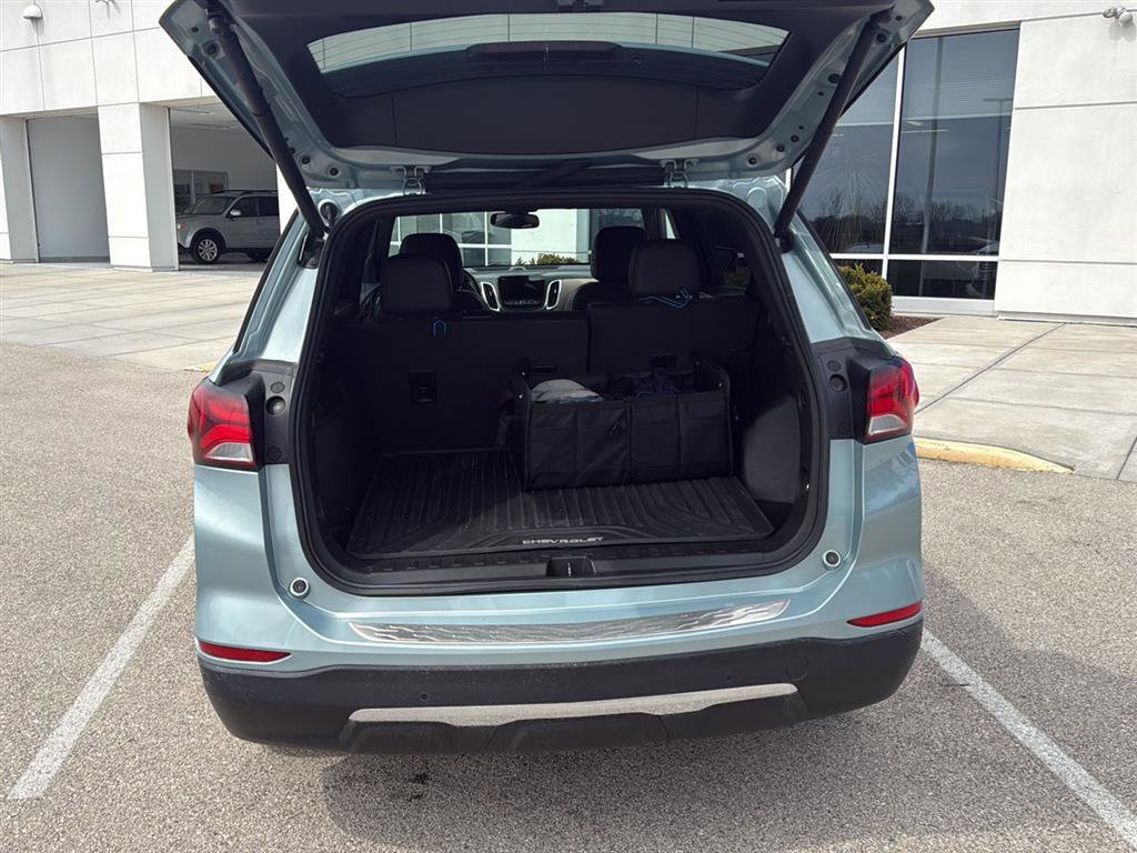 Used 2022 Chevrolet Equinox Premier image 13