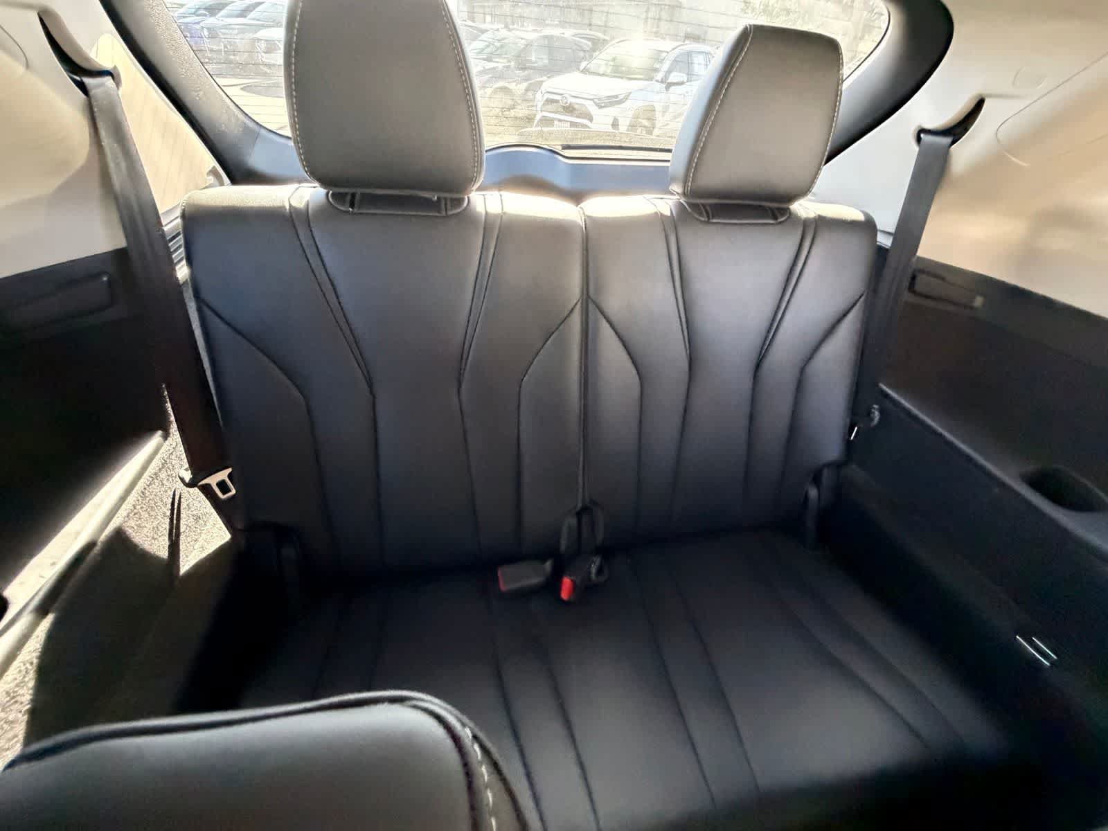 Certified 2023 Acura MDX FWD w/ Technology Package image 12