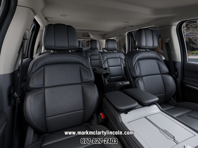 New 2027 Lincoln Navigator Premiere AWD/4WD image 10