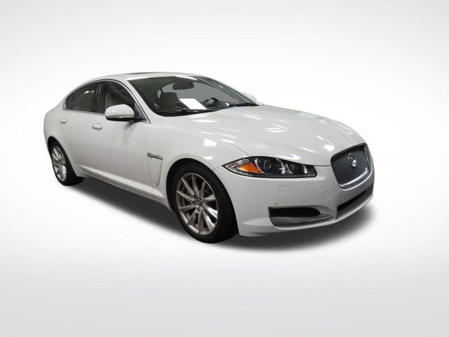 Used 2012 Jaguar XF image 8