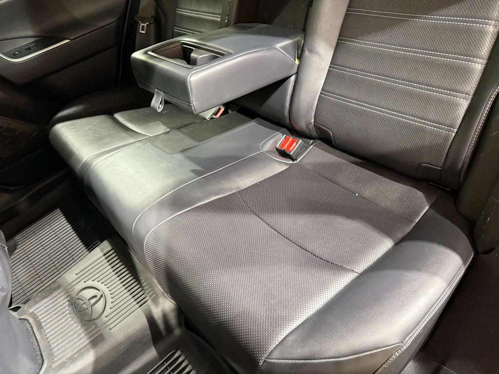Used 2019 Toyota RAV4 Limited w/ Advanced Technology Package AWD/4WD image 21
