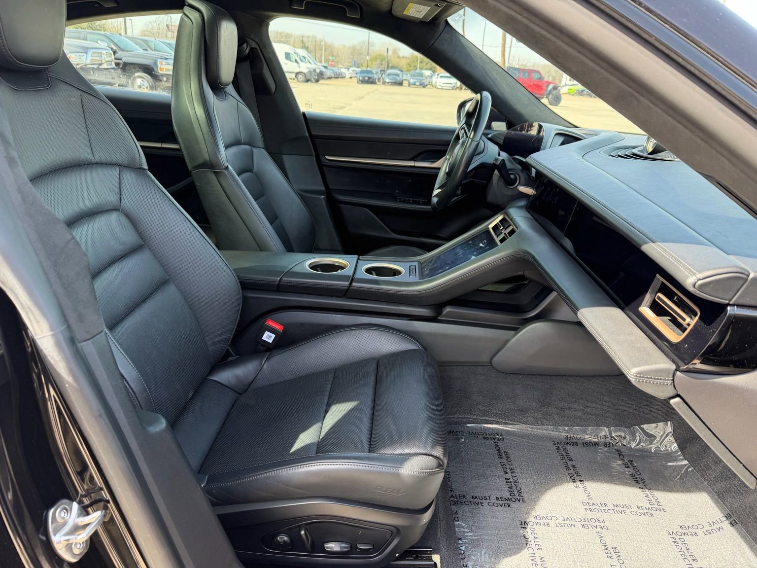 Used 2020 Porsche Taycan Turbo image 23