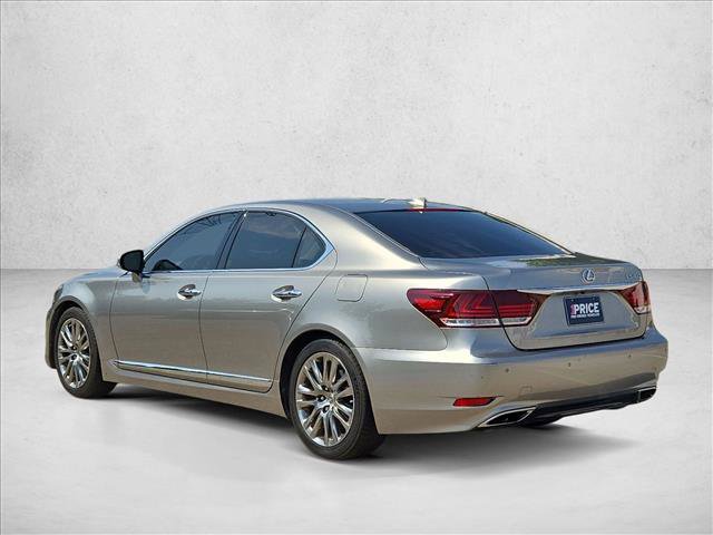 Used 2017 Lexus LS 460 w/ Comfort Package RWD image 6