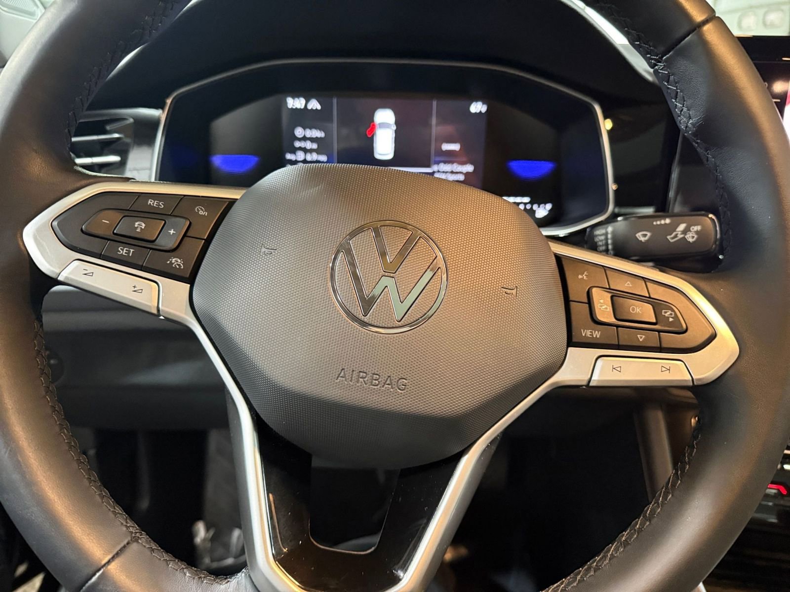 Used 2025 Volkswagen Jetta SE image 27