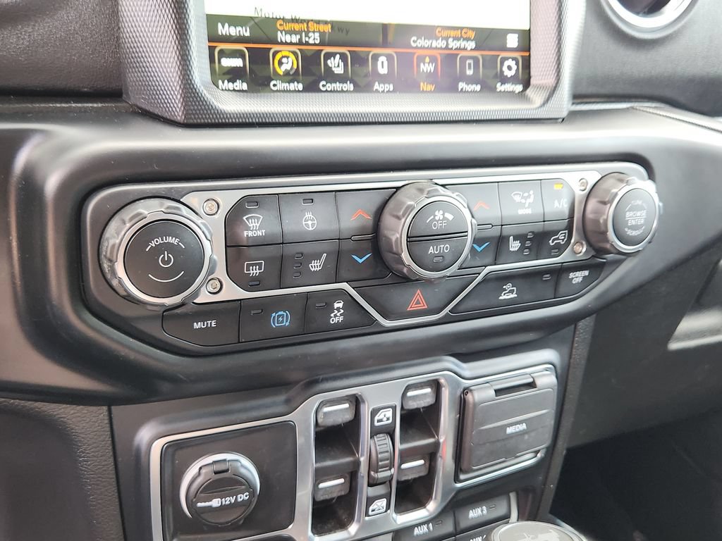 Used 2023 Jeep Wrangler Unlimited Rubicon 4xe w/ Cold Weather Group AWD/4WD image 10