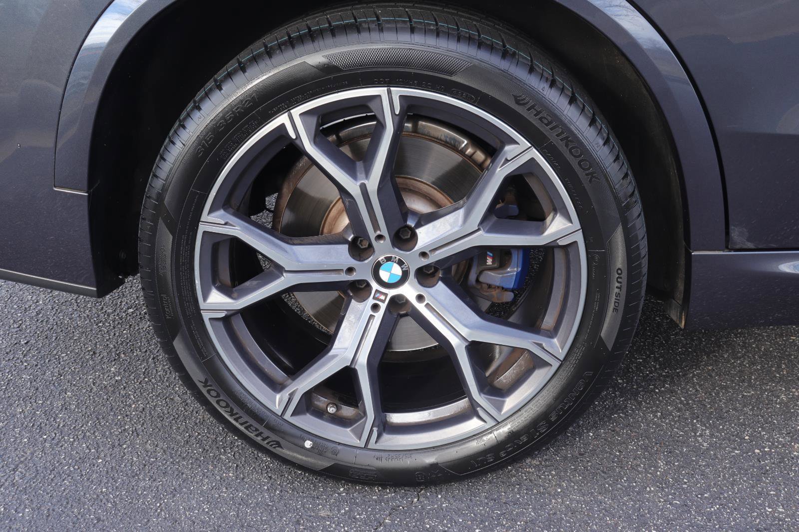 Used 2022 BMW X5 M50i w/ Executive Package image 45