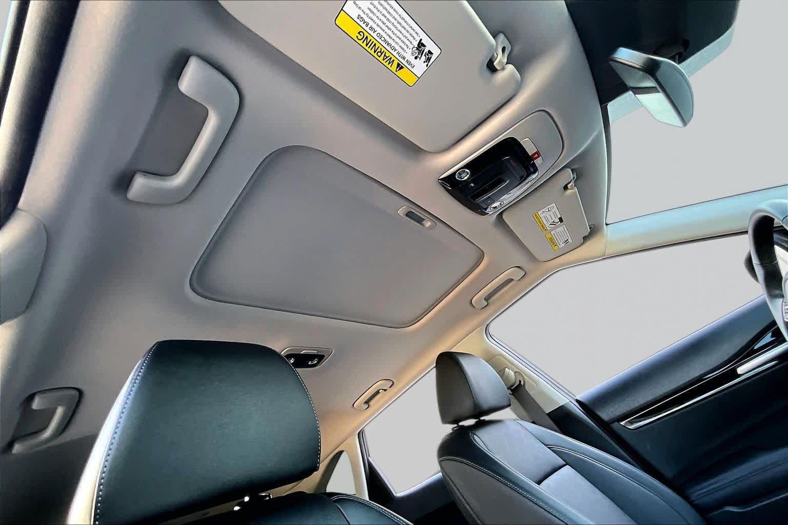 Used 2024 Kia Seltos SX w/ SX Sunroof Package AWD/4WD image 14