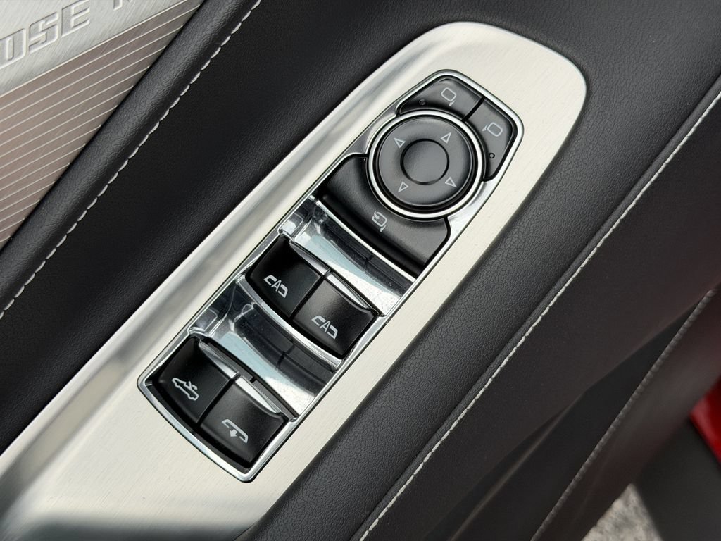 Used 2021 Chevrolet Corvette Stingray Preferred Conv w/ Z51 Performance Package RWD image 20