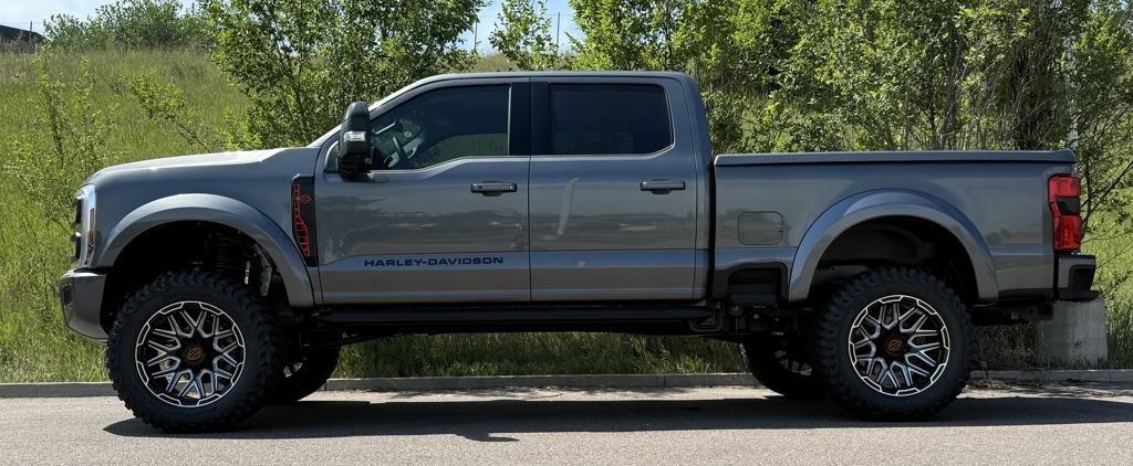 New 2025 Ford F250 Lariat w/ Lariat Ultimate Package image 6