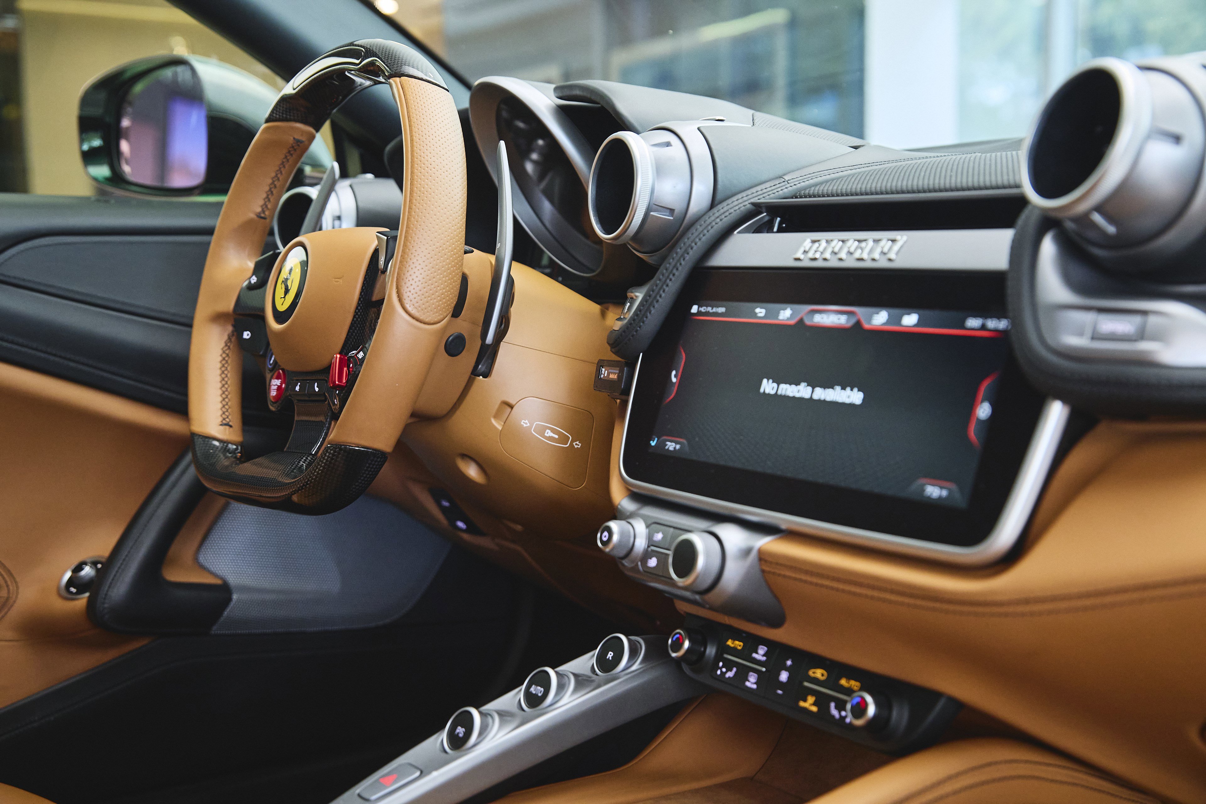 Used 2018 Ferrari GTC4Lusso image 36