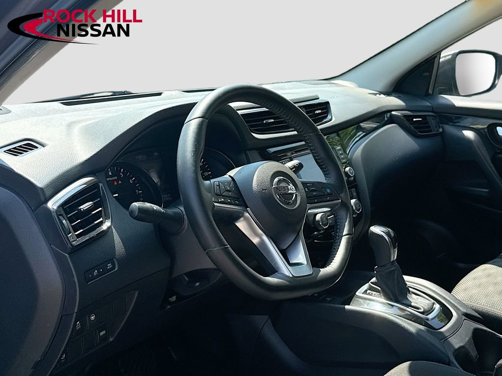 Used 2019 Nissan Rogue Sport SV w/ Technology Package FWD image 28