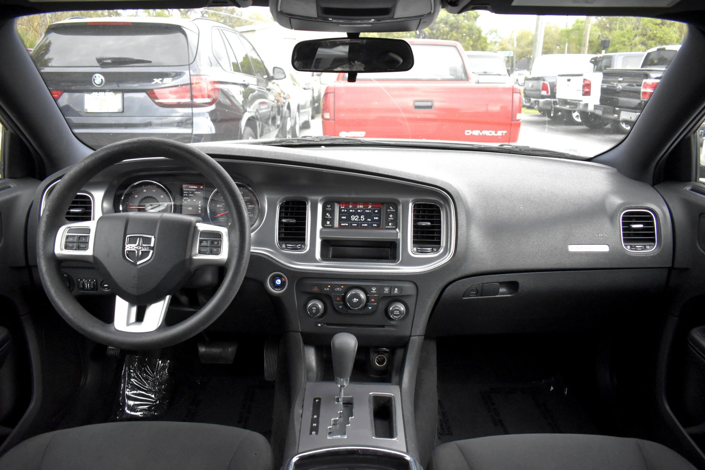Used 2013 Dodge Charger SE RWD image 11