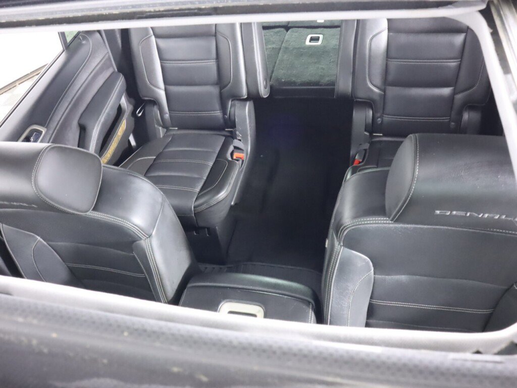 Used 2018 GMC Yukon XL Denali AWD/4WD image 29