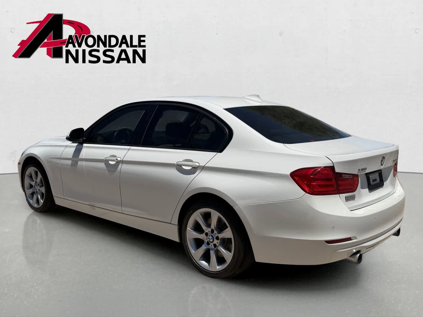 Used 2013 BMW 335i xDrive Sedan AWD/4WD image 4