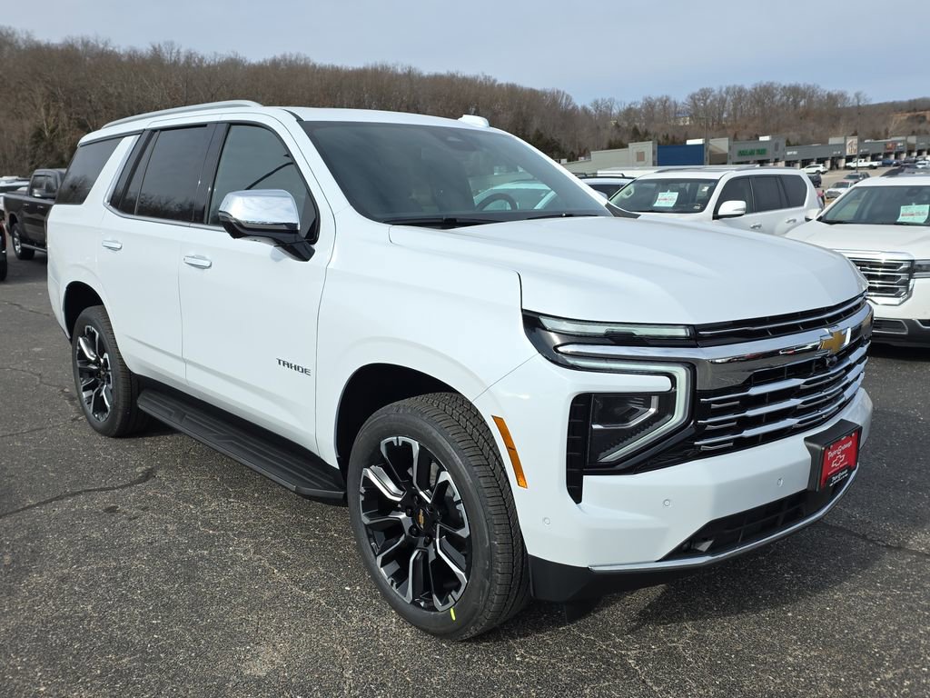 New 2026 Chevrolet Tahoe Premier w/ Sun And Tow Package AWD/4WD image 2