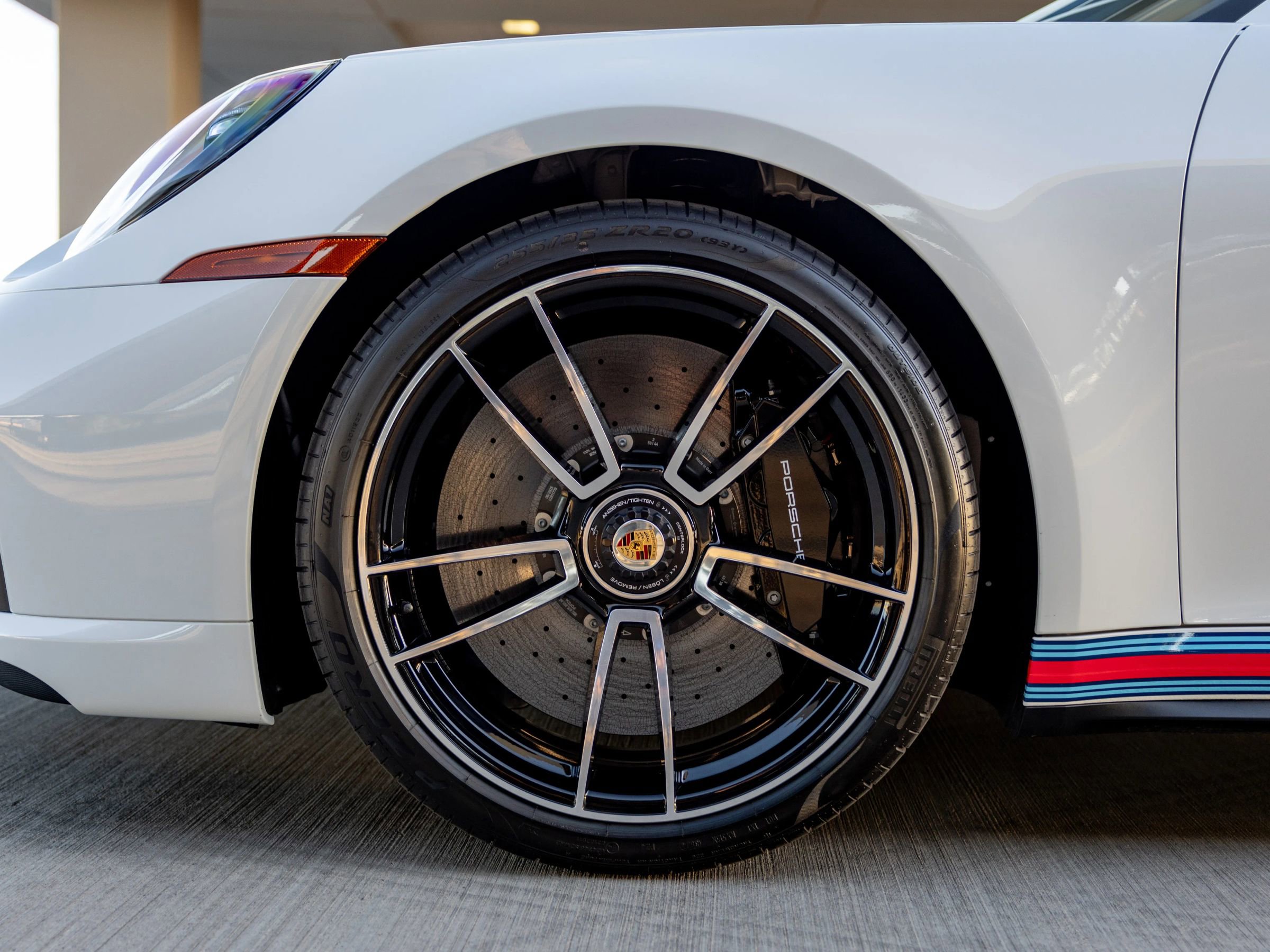 Used 2025 Porsche 911 Turbo S AWD/4WD image 30