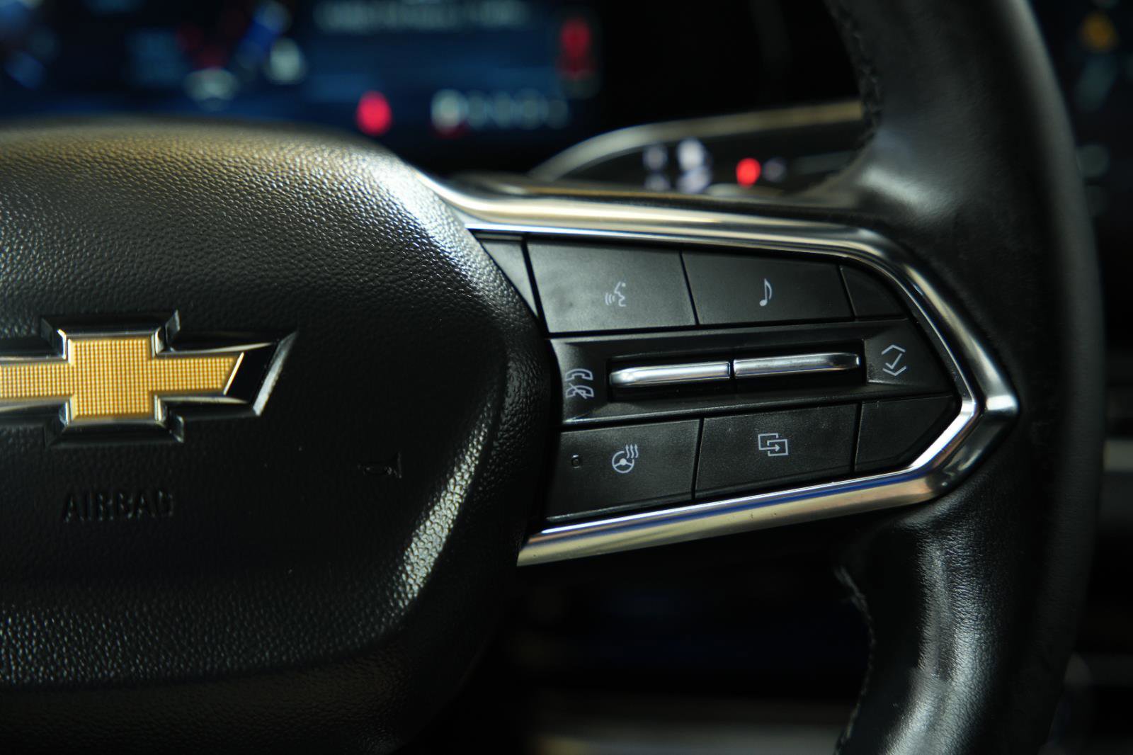 Used 2026 Chevrolet Equinox LT AWD/4WD image 33