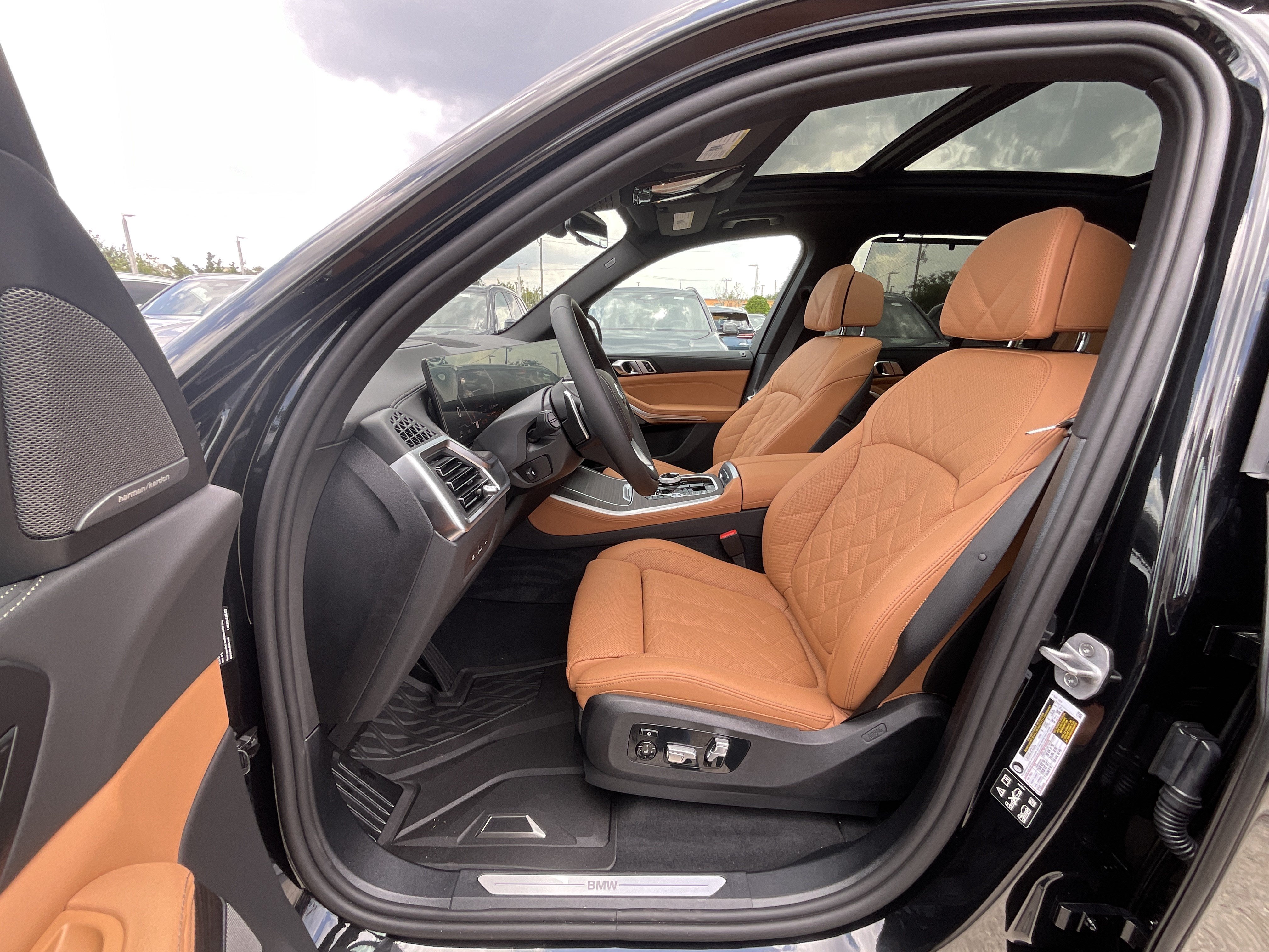 New 2026 BMW X5 xDrive40i w/ Executive Package AWD/4WD image 10
