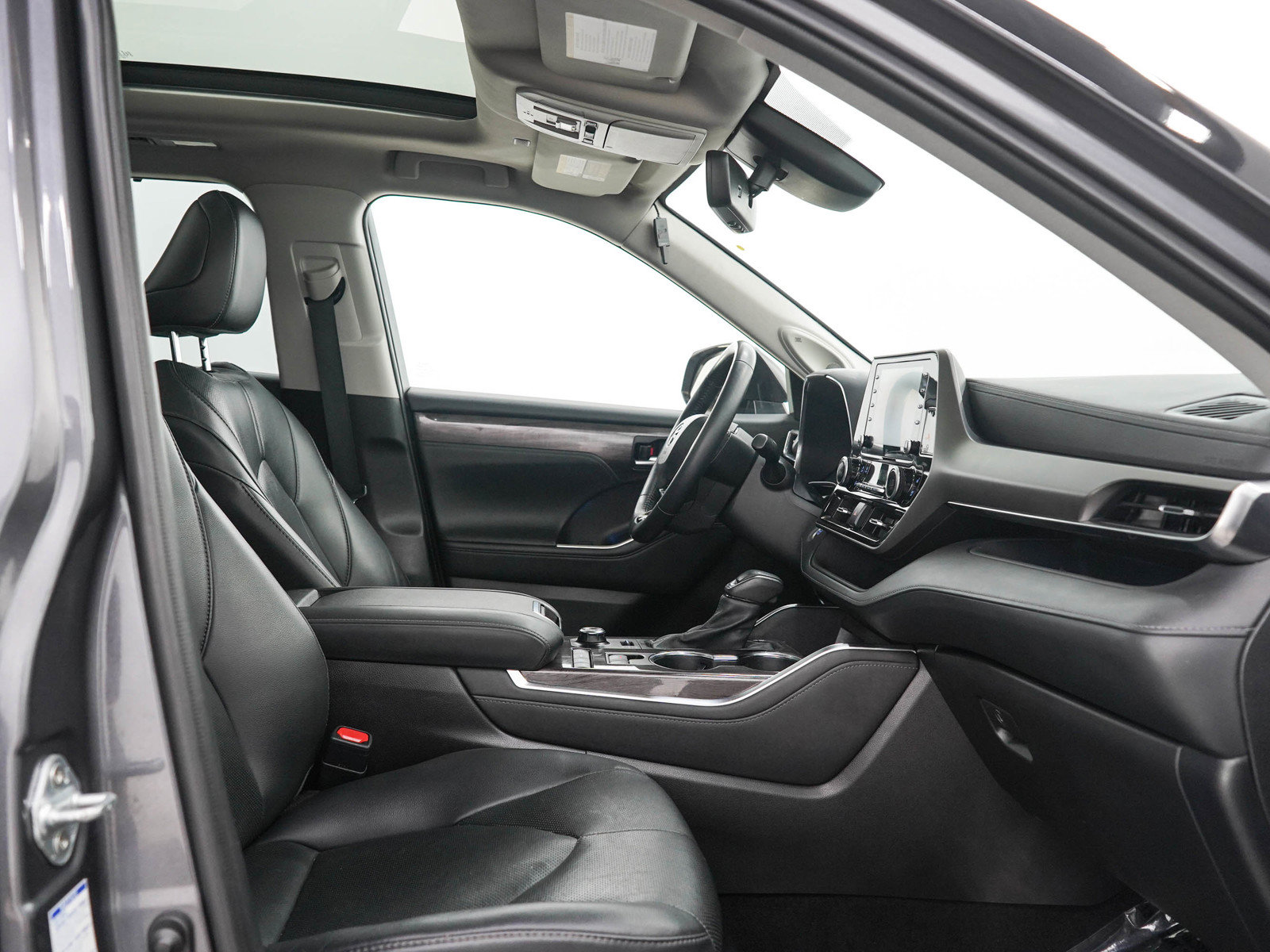 Used 2021 Toyota Highlander Limited AWD/4WD image 13