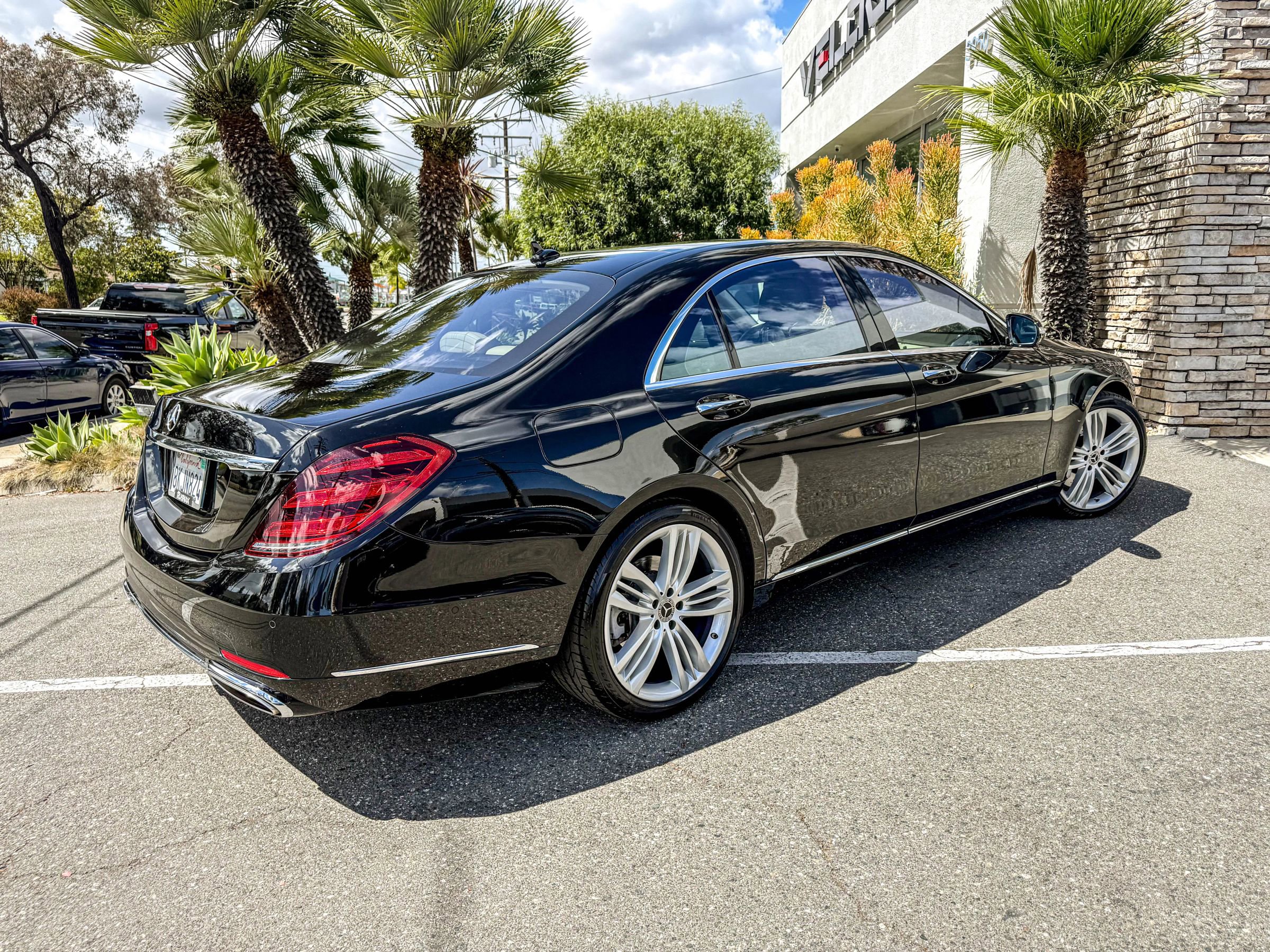 Used 2019 Mercedes-Benz S 560 Sedan image 7