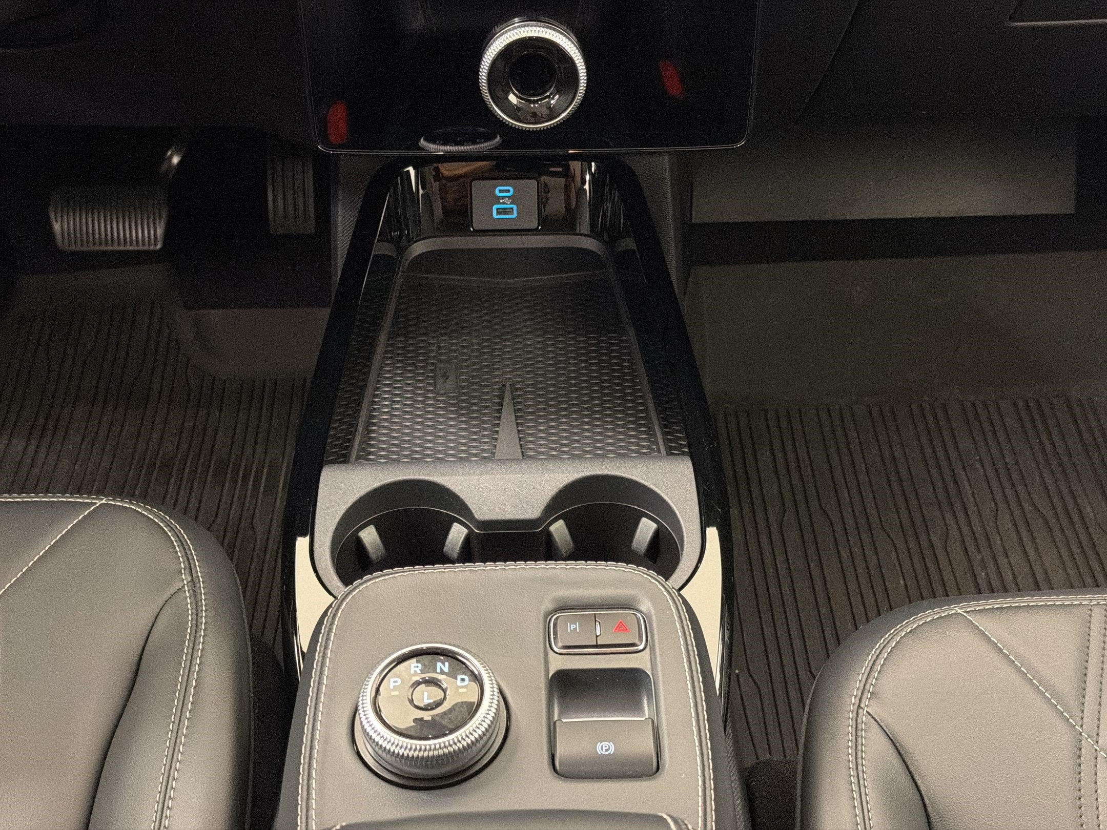 Certified 2023 Ford Mustang Mach-E Select AWD/4WD image 18
