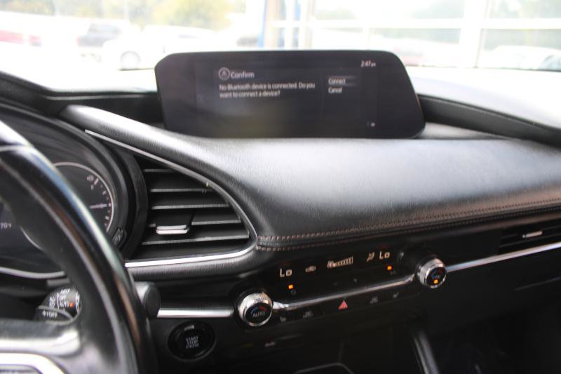 Used 2021 MAZDA MAZDA3 s image 24