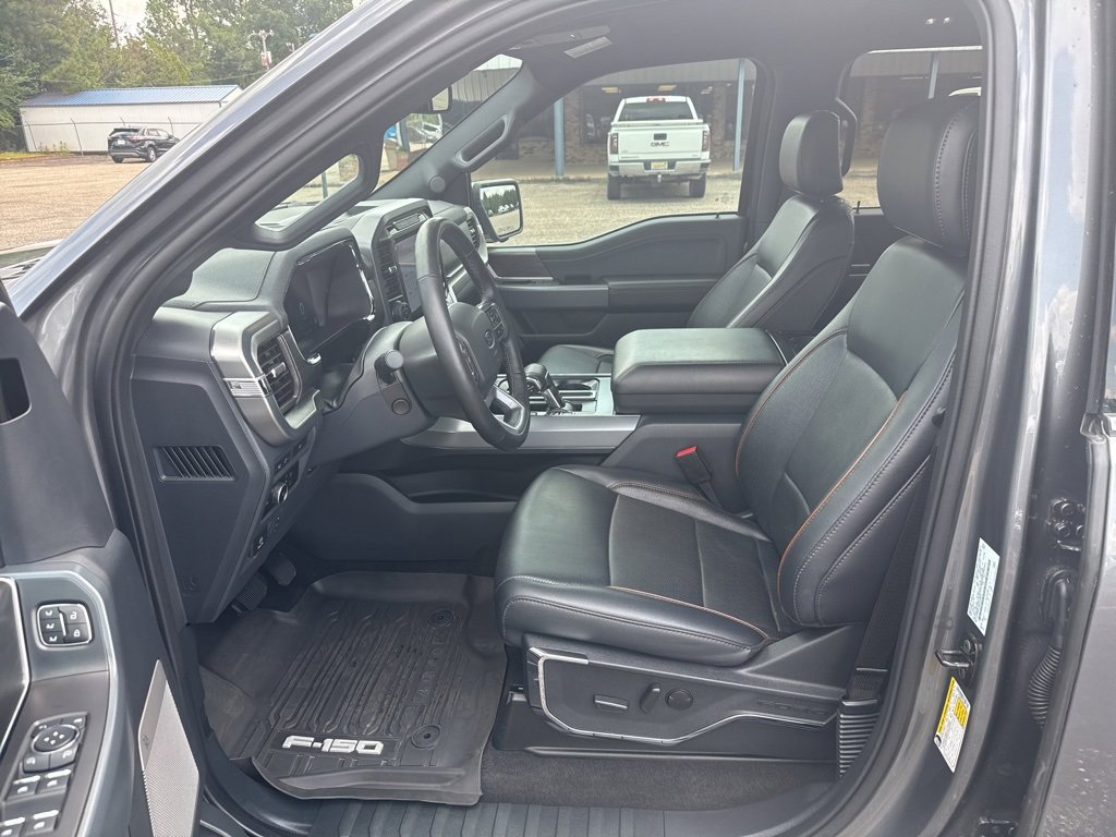 Used 2024 Ford F150 Lariat image 4