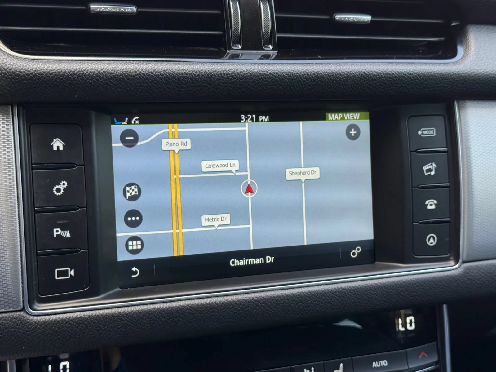 Used 2017 Jaguar XF Prestige AWD/4WD image 34