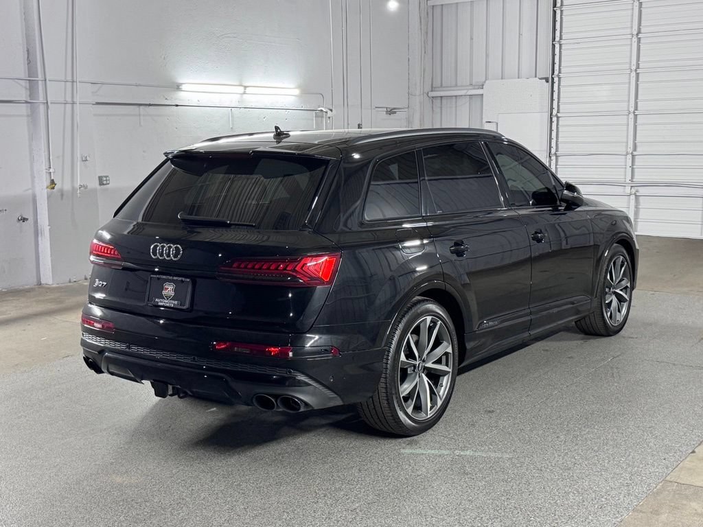 Used 2024 Audi SQ7 Premium Plus AWD/4WD image 12